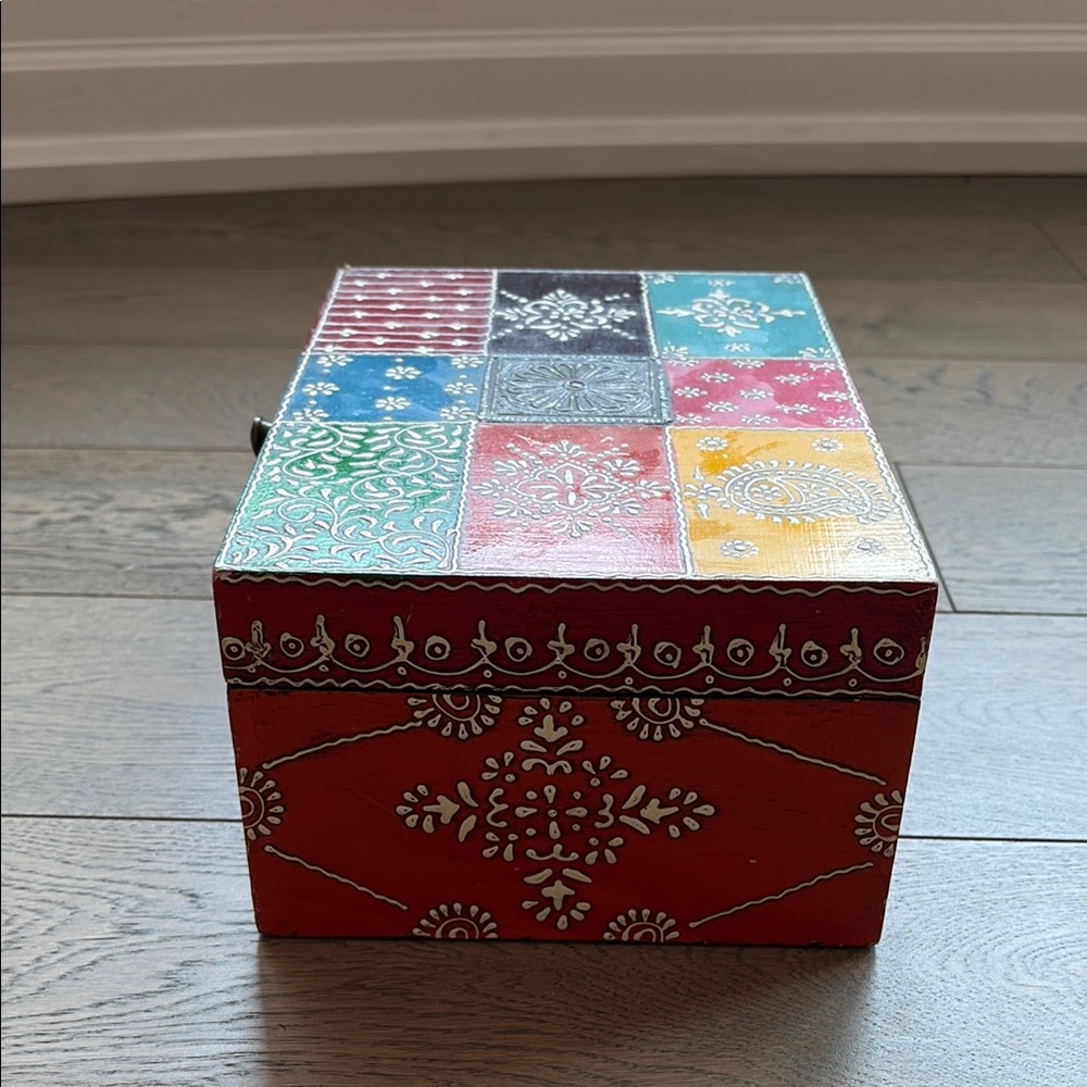 Colorful Decorative Box - Picture 6 of 7